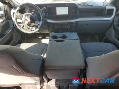 Zdjęcie 8 z 13 samochodu: 2024 FORD F350 SUPER DUTY VIN:1FT8W3DT4REF67285 - miniatura