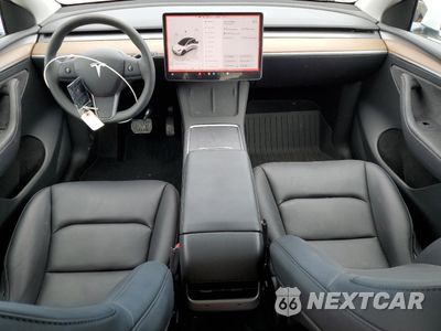 Zdjęcie 8 z 13 samochodu: 2024 TESLA MODEL Y VIN:7SAYGDED6RF098213 - miniatura
