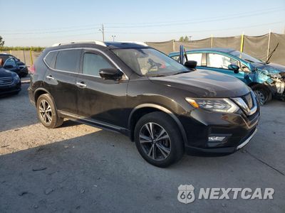 Czwarte zdjęcie samochodu z boku: 2017 NISSAN ROGUE SV VIN:5N1AT2MV2HC878029 - miniatura