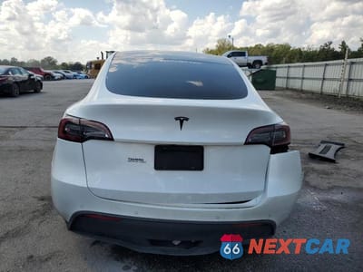 Zdjęcie 6 z 13 samochodu: 2021 TESLA MODEL Y VIN:5YJYGDEE1MF280898 - miniatura