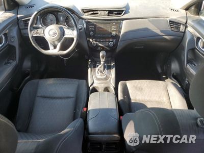 Zdjęcie 8 z 16 samochodu: 2017 NISSAN ROGUE S VIN:JN8AT2MT4HW133997 - miniatura
