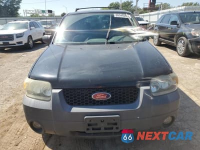 Piąte zdjęcie samochodu w środku: 2006 FORD ESCAPE XLT VIN:1FMYU03106KA79108 - miniatura