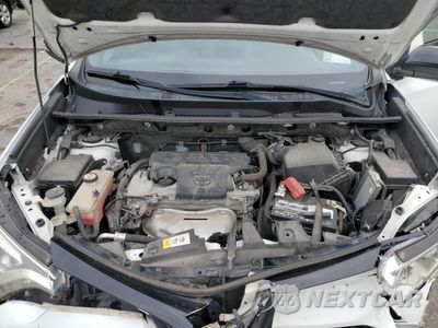 Zdjęcie 12 z 14 samochodu: 2018 TOYOTA RAV4 SE VIN:JTMJFREVXJJ207860 - miniatura