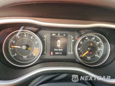 Zdjęcie 9 z 13 samochodu: 2015 JEEP CHEROKEE LATITUDE VIN:1C4PJMCS9FW558757 - miniatura
