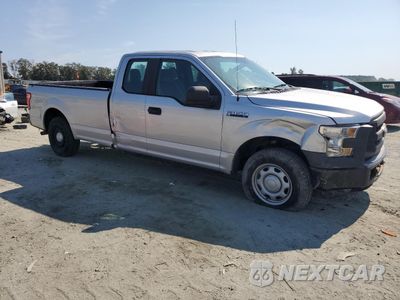 Czwarte zdjęcie samochodu z boku: 2017 FORD F150 SUPER CAB VIN:1FTFX1CF3HKE39026 - miniatura