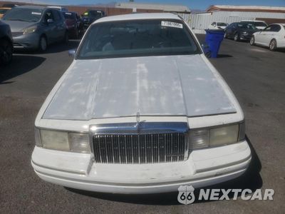Piąte zdjęcie samochodu w środku: 1994 LINCOLN TOWN CAR EXECUTIVE VIN:1LNLM81W2RY774196 - miniatura