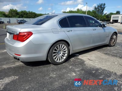 Trzecie zdjęcie samochodu z tyłu: 2012 BMW 750 LXI VIN:WBAKC8C59CC436562 - miniatura