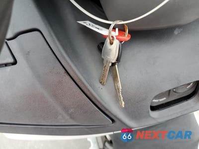 Zdjęcie 8 z 10 samochodu: 2018 SUZUKI AN650 A VIN:JS1CP51B0J2100444 - miniatura