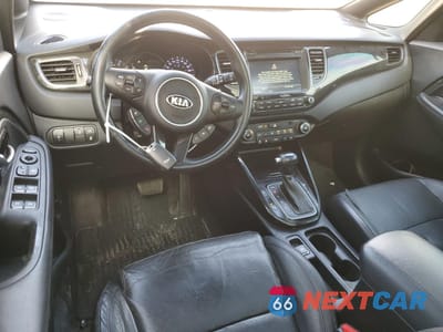 Zdjęcie 8 z 13 samochodu: 2015 KIA RONDO VIN:KNAHU8A35F7082111 - miniatura