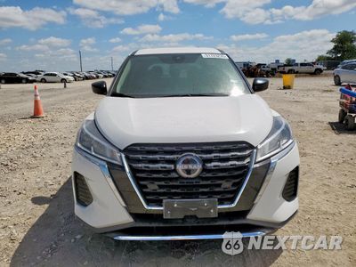 Piąte zdjęcie samochodu w środku: 2023 NISSAN KICKS S VIN:3N1CP5BV9PL489173 - miniatura
