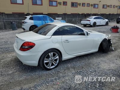 Trzecie zdjęcie samochodu z tyłu: 2011 MERCEDES-BENZ SLK 300 VIN:WDBWK5EA3BF238653 - miniatura