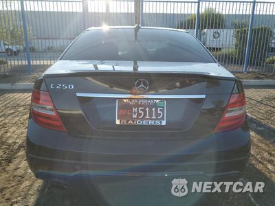 Zdjęcie 6 z 12 samochodu: 2013 MERCEDES-BENZ C 250 VIN:WDDGF4HB9DA801090 - miniatura