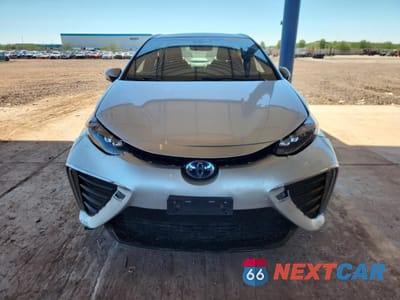 Piąte zdjęcie samochodu w środku: 2017 TOYOTA MIRAI VIN:JTDBVRBD9HA003452 - miniatura