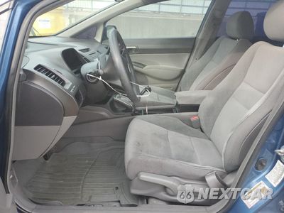 Zdjęcie 7 z 13 samochodu: 2011 HONDA CIVIC LX VIN:19XFA1F5XBE047790 - miniatura