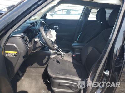 Zdjęcie 7 z 12 samochodu: 2014 KIA SOUL VIN:KNDJN2A2XE7024872 - miniatura