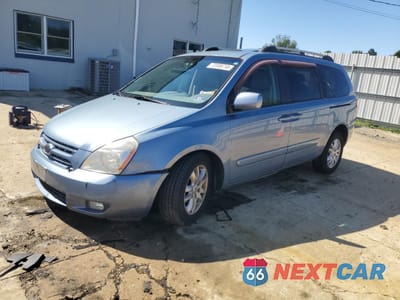 2008 KIA SEDONA EX KNDMB233586264885 - główne zdjęcie licytacji z USA - miniatura
