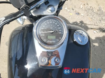 Zdjęcie 7 z 9 samochodu: 2005 HONDA VT750 C VIN:JH2RC50065M104432 - miniatura