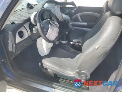 Zdjęcie 7 z 12 samochodu: 2003 MINI COOPER VIN:WMWRC33483TC47915 - miniatura