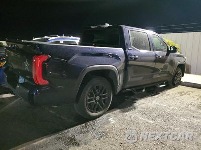 Trzecie zdjęcie samochodu z tyłu: 2024 TOYOTA TUNDRA CREWMAX LIMITED VIN:5TFWA5DB5RX189510 - miniatura