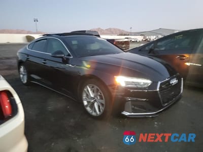 Czwarte zdjęcie samochodu z boku: 2020 AUDI A5 PREMIUM PLUS VIN:WAUCNCF55LA017987 - miniatura