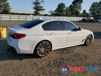 Trzecie zdjęcie samochodu z tyłu: 2019 BMW M550XI VIN:WBAJB9C51KB464929 - miniatura