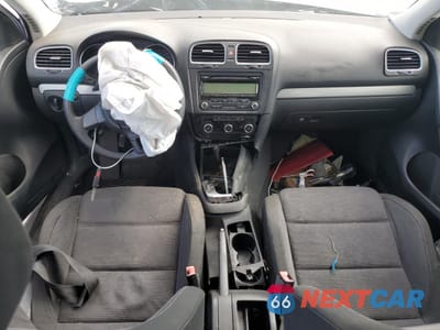 Zdjęcie 8 z 12 samochodu: 2011 VOLKSWAGEN GOLF VIN:WVWDB7AJXBW284037 - miniatura