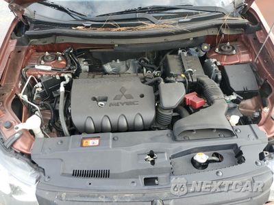 Zdjęcie 12 z 13 samochodu: 2015 MITSUBISHI OUTLANDER SE VIN:JA4AD3A39FZ010270 - miniatura