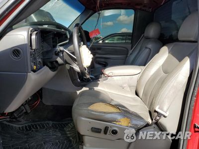 Zdjęcie 7 z 13 samochodu: 2003 CHEVROLET SILVERADO C1500 VIN:1GCEC14V23Z353008 - miniatura