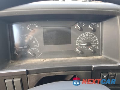 Zdjęcie 8 z 10 samochodu: 2024 VOLVO VNL SEMI TRUCK VIN:4V4NC9EH3RN620832 - miniatura