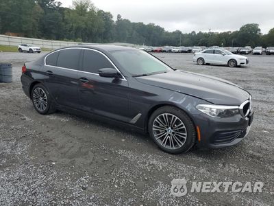 Czwarte zdjęcie samochodu z boku: 2019 BMW 530 XI VIN:WBAJA7C59KWW07724 - miniatura
