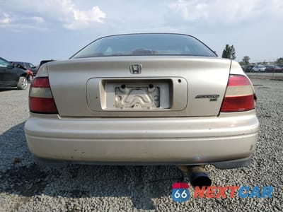 Zdjęcie 6 z 14 samochodu: 1994 HONDA ACCORD LX VIN:1HGCD7149RA007842 - miniatura