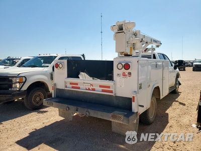 Czwarte zdjęcie samochodu z boku: 2023 CHEVROLET SILVERADO K3500 LT VIN:1GB4YTEY0PF150633 - miniatura