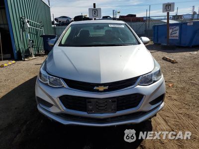 Piąte zdjęcie samochodu w środku: 2018 CHEVROLET CRUZE LS VIN:1G1BB5SM6J7139938 - miniatura