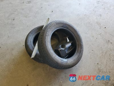 Zdjęcie 13 z 16 samochodu: 2001 MAZDA TRIBUTE DX VIN:4F2YU06191KM42739 - miniatura