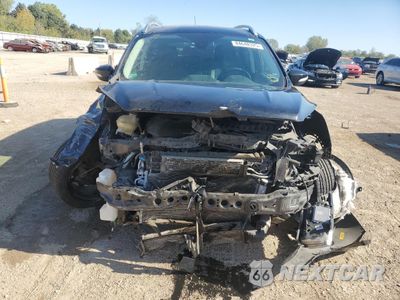 Piąte zdjęcie samochodu w środku: 2018 FORD ESCAPE TITANIUM VIN:1FMCU0J95JUD01304 - miniatura
