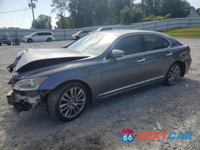 2013 LEXUS LS 460 JTHCL5EF2D5017128 - główne zdjęcie licytacji z USA - miniatura