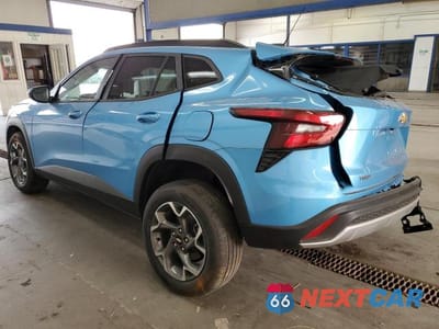 Drugie zdjęcie samochodu z przodu: 2025 CHEVROLET TRAX 1LT VIN:KL77LHEP4SC084462 - miniatura