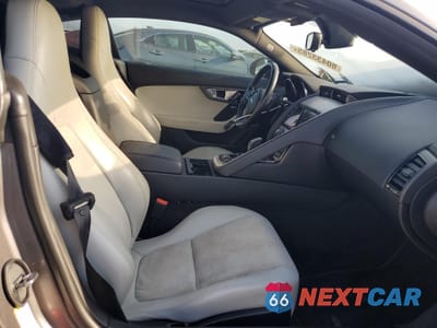 Zdjęcie 10 z 13 samochodu: 2017 JAGUAR F-TYPE VIN:SAJWA6AT0H8K45057 - miniatura