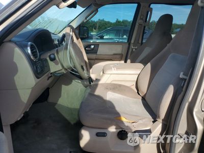 Zdjęcie 7 z 15 samochodu: 2003 FORD EXPEDITION XLT VIN:1FMRU15W03LA26224 - miniatura