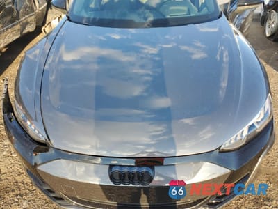 Zdjęcie 12 z 13 samochodu: 2023 AUDI E-TRON GT PRESTIGE VIN:WAUEJBFW2P7007931 - miniatura