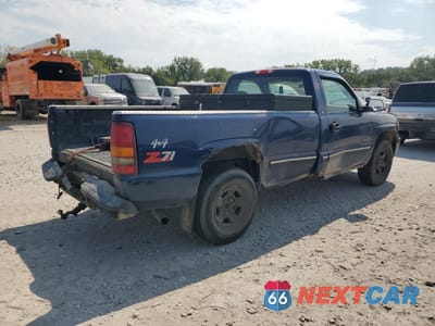 Trzecie zdjęcie samochodu z tyłu: 1999 CHEVROLET SILVERADO K1500 VIN:1GCEK14T0XE115205 - miniatura