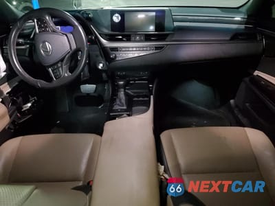 Zdjęcie 8 z 12 samochodu: 2019 LEXUS ES 350 VIN:58ABZ1B11KU050643 - miniatura