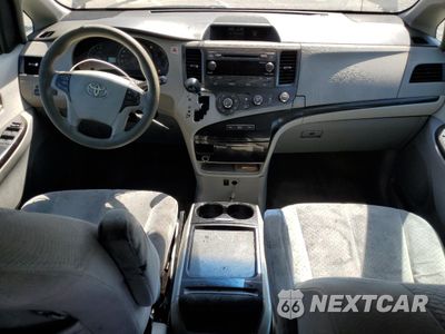 Zdjęcie 8 z 16 samochodu: 2011 TOYOTA SIENNA LE VIN:5TDKK3DCXBS138105 - miniatura