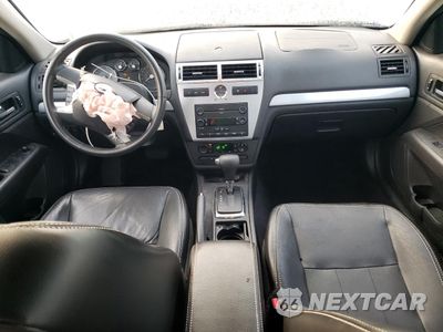 Zdjęcie 8 z 14 samochodu: 2007 MERCURY MILAN PREMIER VIN:3MEHM02157R648939 - miniatura