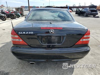 Zdjęcie 6 z 14 samochodu: 2002 MERCEDES-BENZ SLK 230 KOMPRESSOR VIN:WDBKK49F82F266754 - miniatura