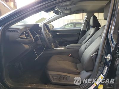 Zdjęcie 7 z 16 samochodu: 2019 TOYOTA CAMRY L VIN:4T1B11HK4KU722788 - miniatura