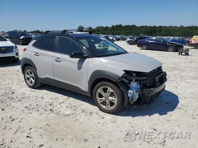 Czwarte zdjęcie samochodu z boku: 2023 HYUNDAI KONA SEL VIN:KM8K62AB9PU009247 - miniatura