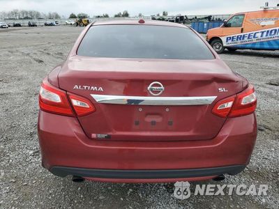 Zdjęcie 6 z 12 samochodu: 2017 NISSAN ALTIMA 2.5 VIN:1N4AL3AP4HC127133 - miniatura