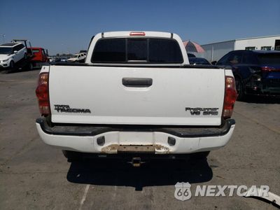Zdjęcie 6 z 13 samochodu: 2005 TOYOTA TACOMA DOUBLE CAB PRERUNNER VIN:5TEJU62N45Z077210 - miniatura