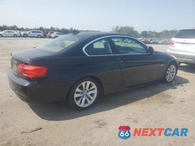 Trzecie zdjęcie samochodu z tyłu: 2011 BMW 328 I VIN:WBAKE3C58BE444586 - miniatura